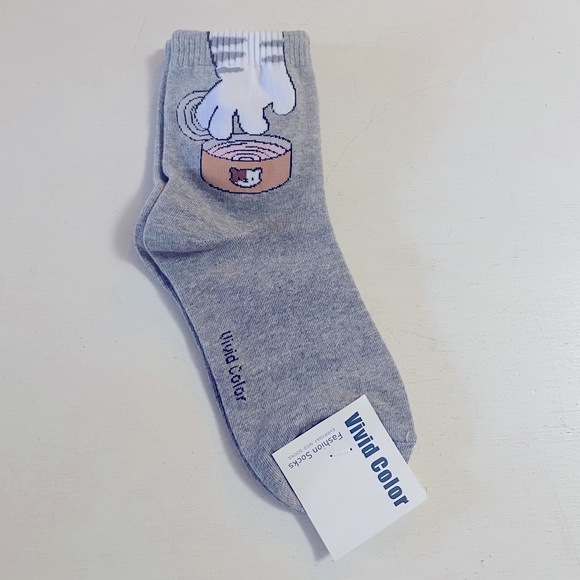 NWT Cute Cat Socks - Picture 1 of 5